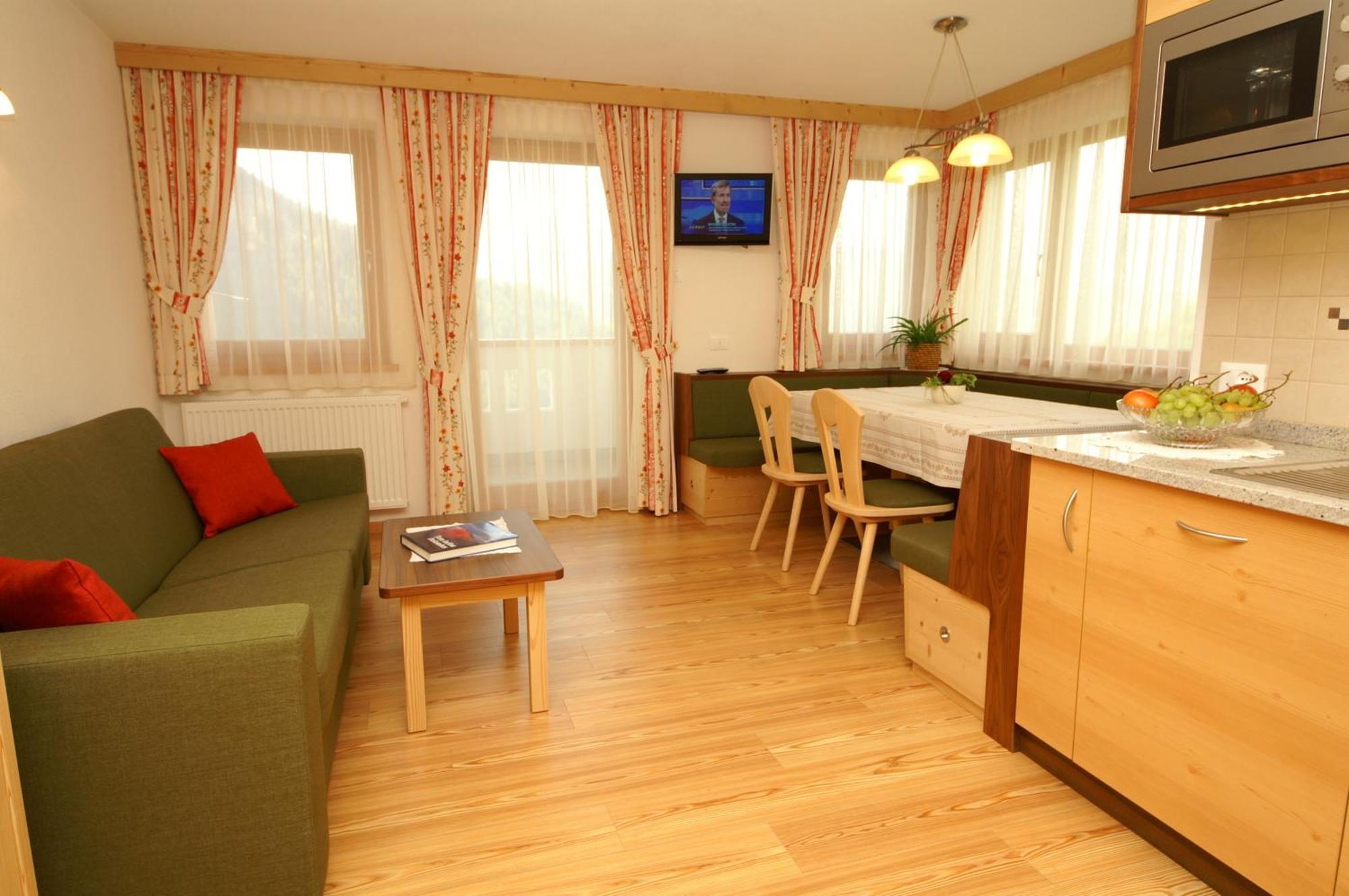 Miribunghof Apartment ลาวาลเล ภายนอก รูปภาพ